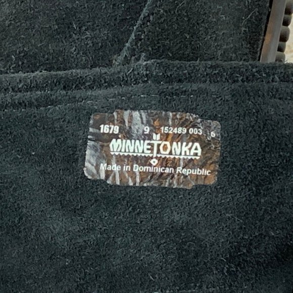 ⭐️SOLD⭐️ Minnetonka Moccasin Fringe Knee Boots 9 - Picture 8 of 13